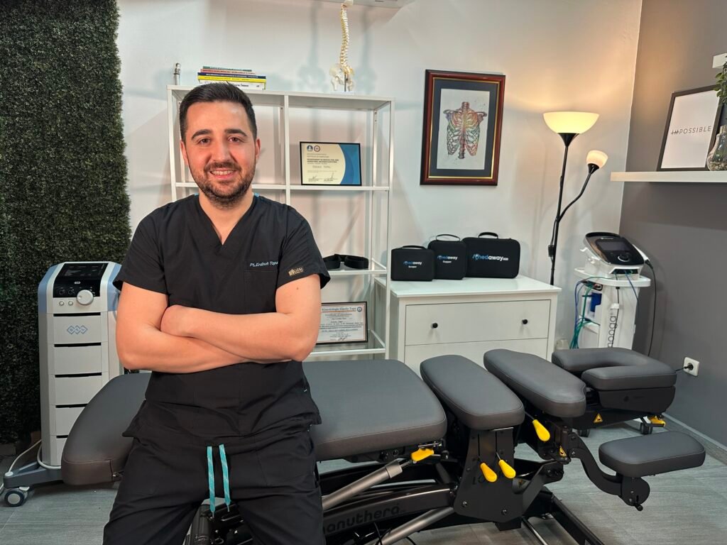 Край на болките в гърба с иновативната Manuthera 242 2 IMG 9480 3 - TOPAL Center - Physiotherapy and Chiropractic